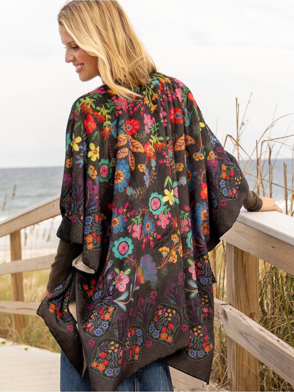 NWT Natural Life cozy kimono wrap sherpa blanket